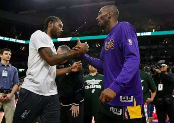 奥签约狐狸 奥签约狐狸