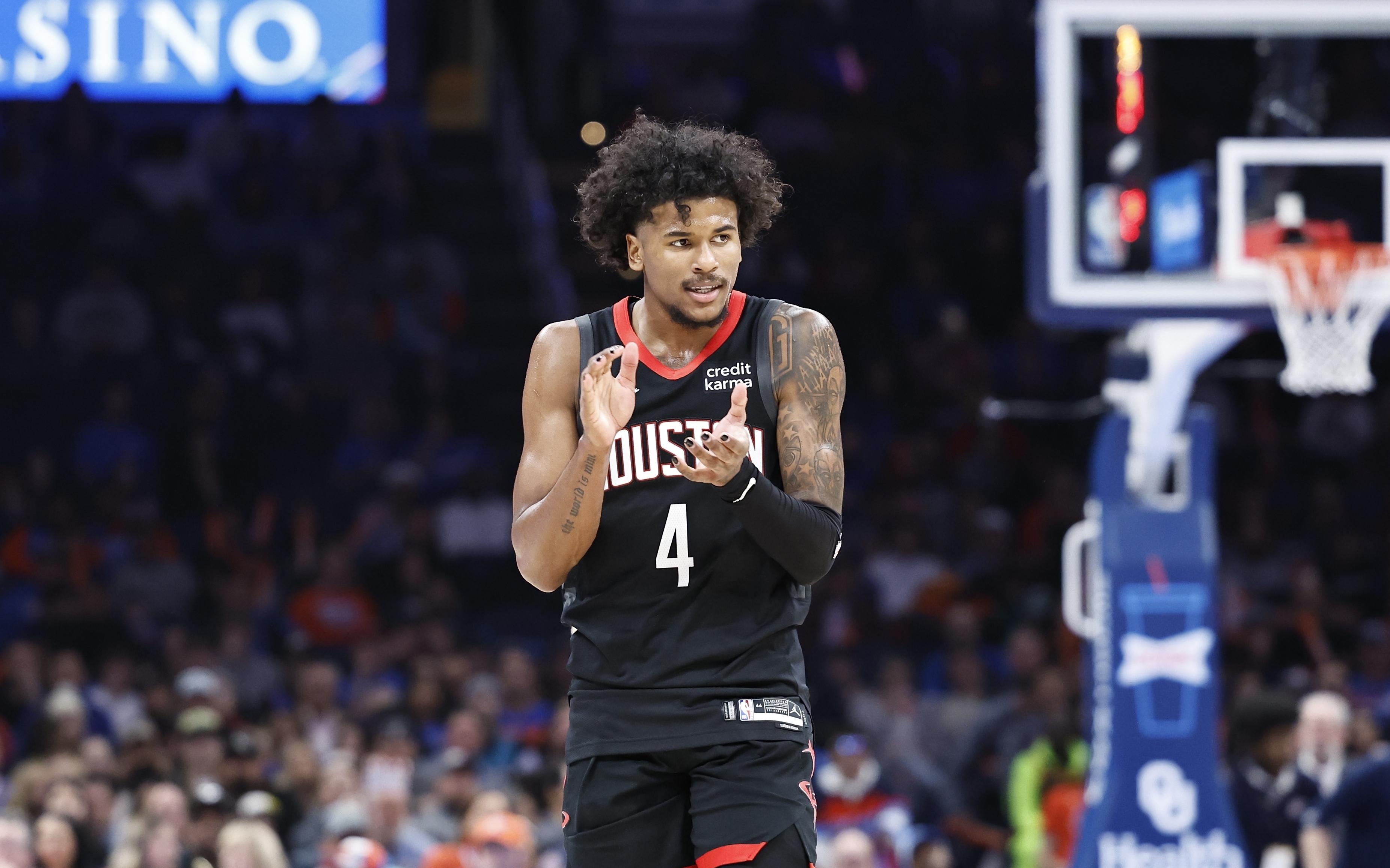 形成立体反 形成立体反